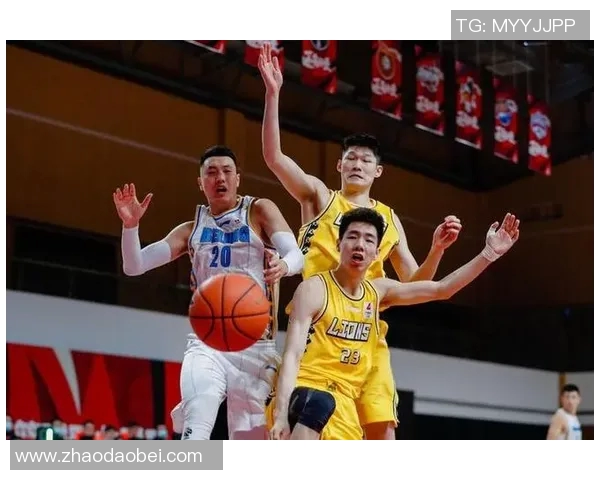 杭州羽毛球队在选拔赛中以97分强势领跑积分榜展现出色实力 杭州羽毛球队在选拔赛中以97分强势领跑积分榜展现出色实力