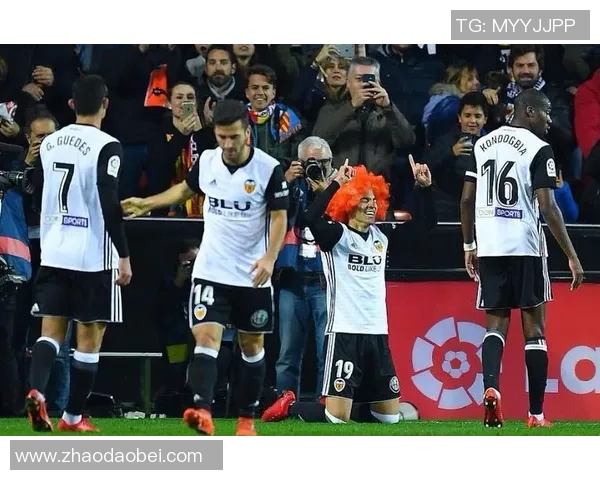 真特与华伦西亚的精彩对决揭示了足球战术与团队合作的重要性