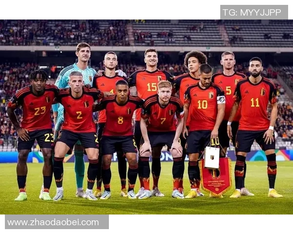 卡塔尔世界杯中国队奋勇争先展现拼搏精神与团队合作的精彩瞬间