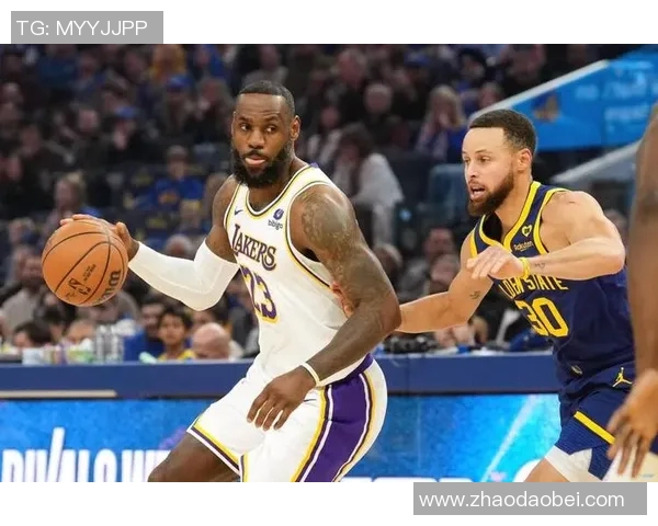 库里队与詹姆斯队巅峰对决19场精彩瞬间回顾与分析